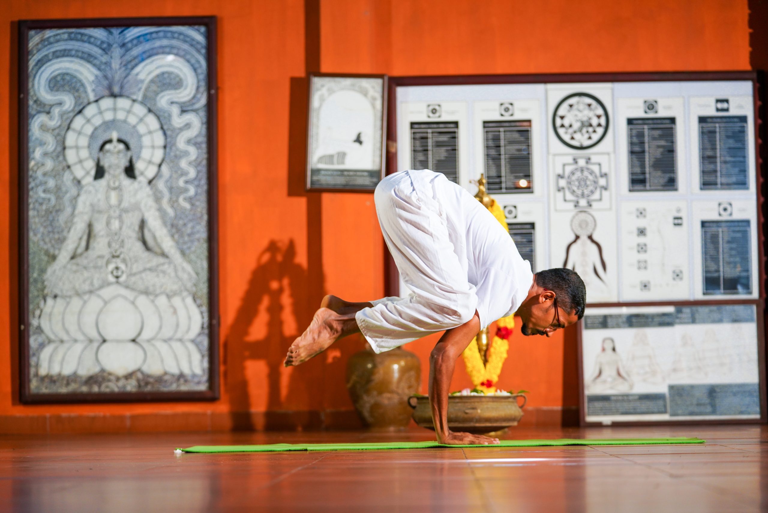 Yoga 0