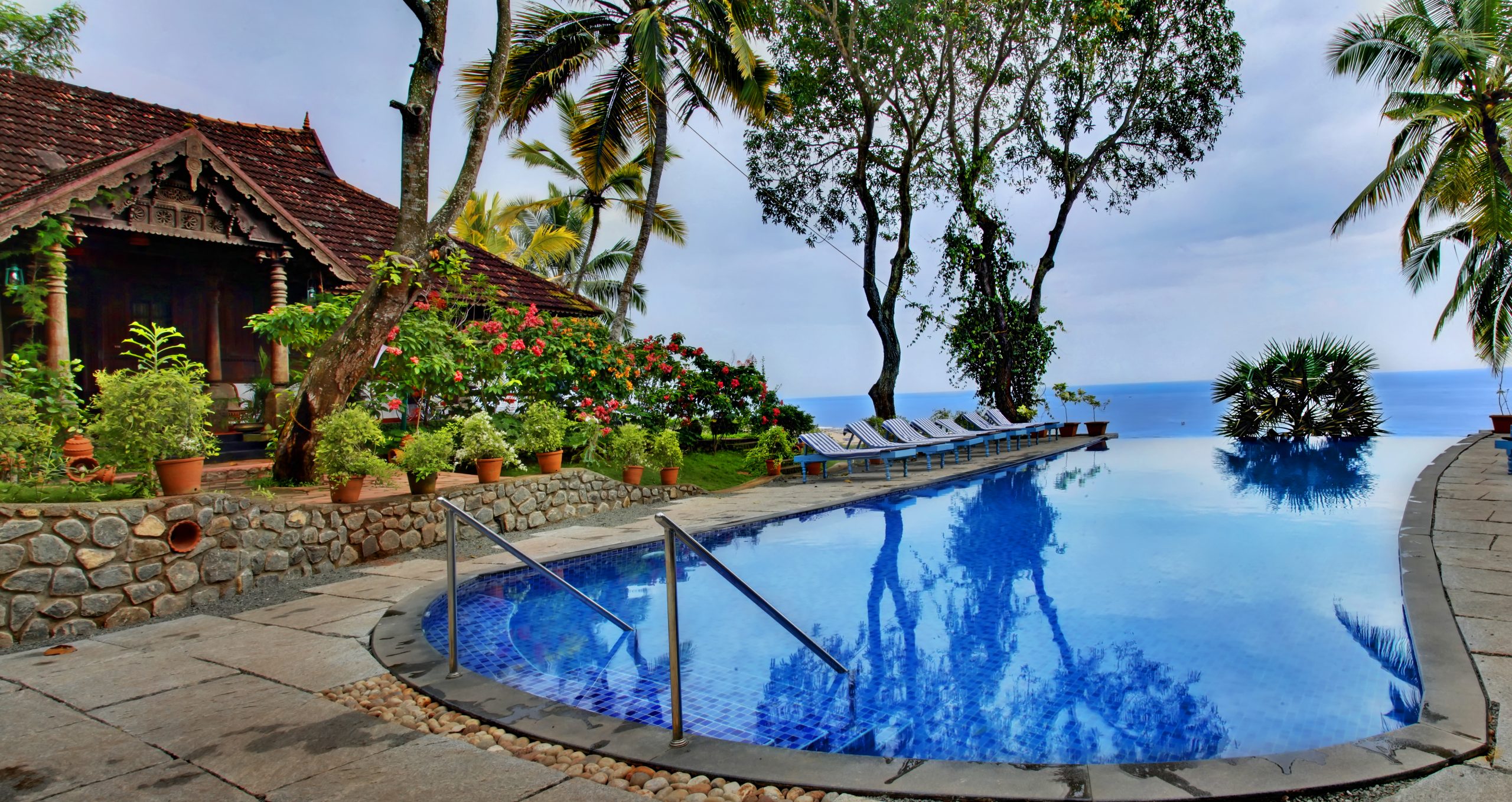 pool soma
