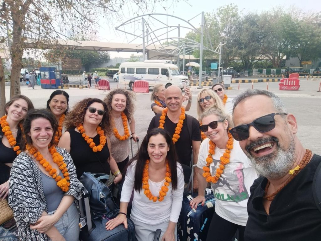 מסעות מחקר של היועצי טיולים גו איסט