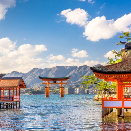 הירושימה (Hiroshima) ומיאג'ימה (Miyajima): שלום ויופי טבעי